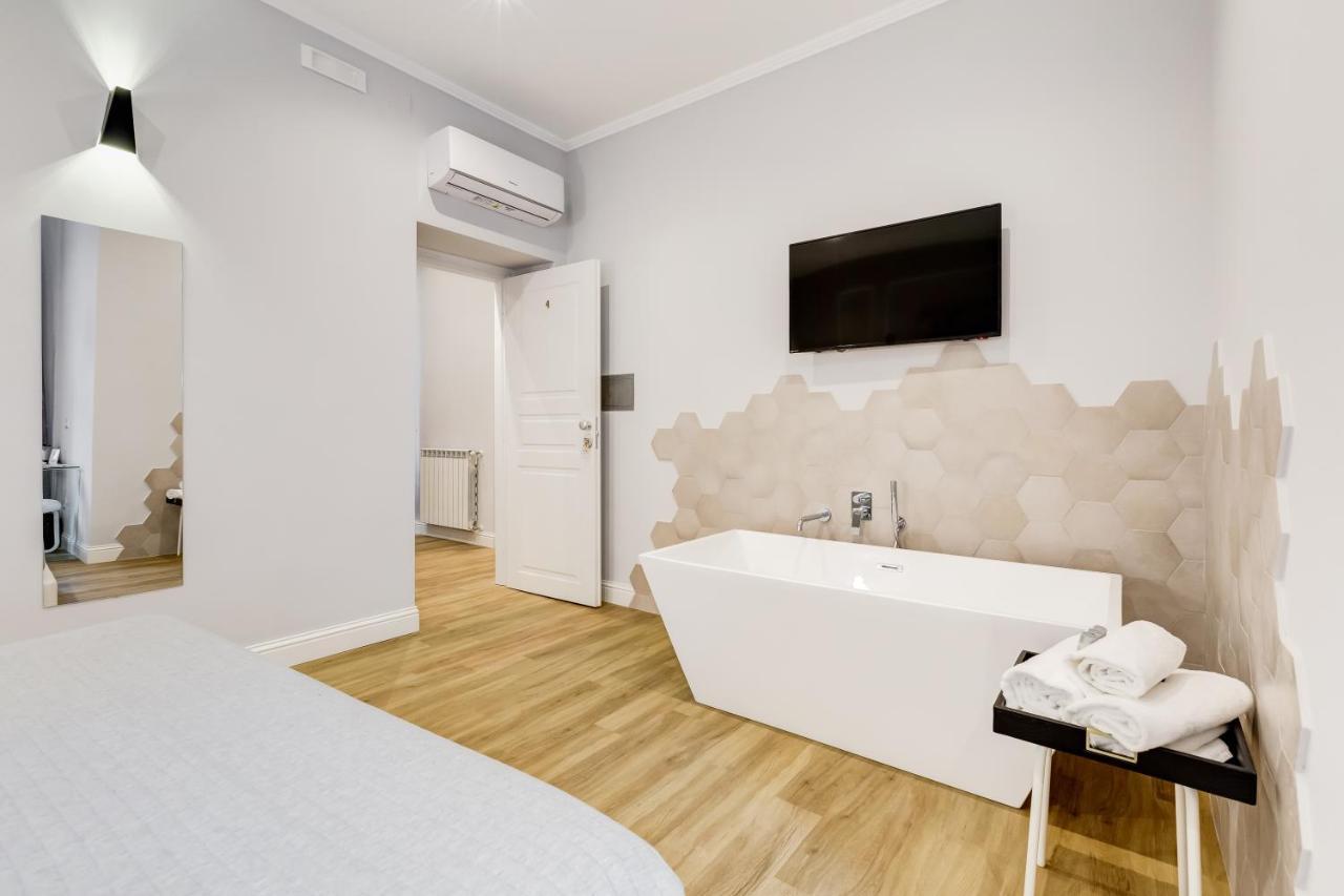 Opera Private Suites By Premium Suites Collection Roma Ngoại thất bức ảnh